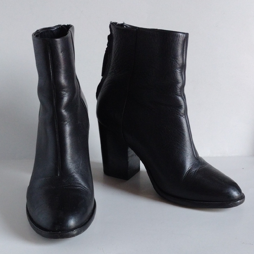 rag & bone Black Leather Ankle Booties 6.5